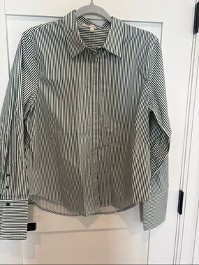 The classic Poplin shirt, favorite daughter